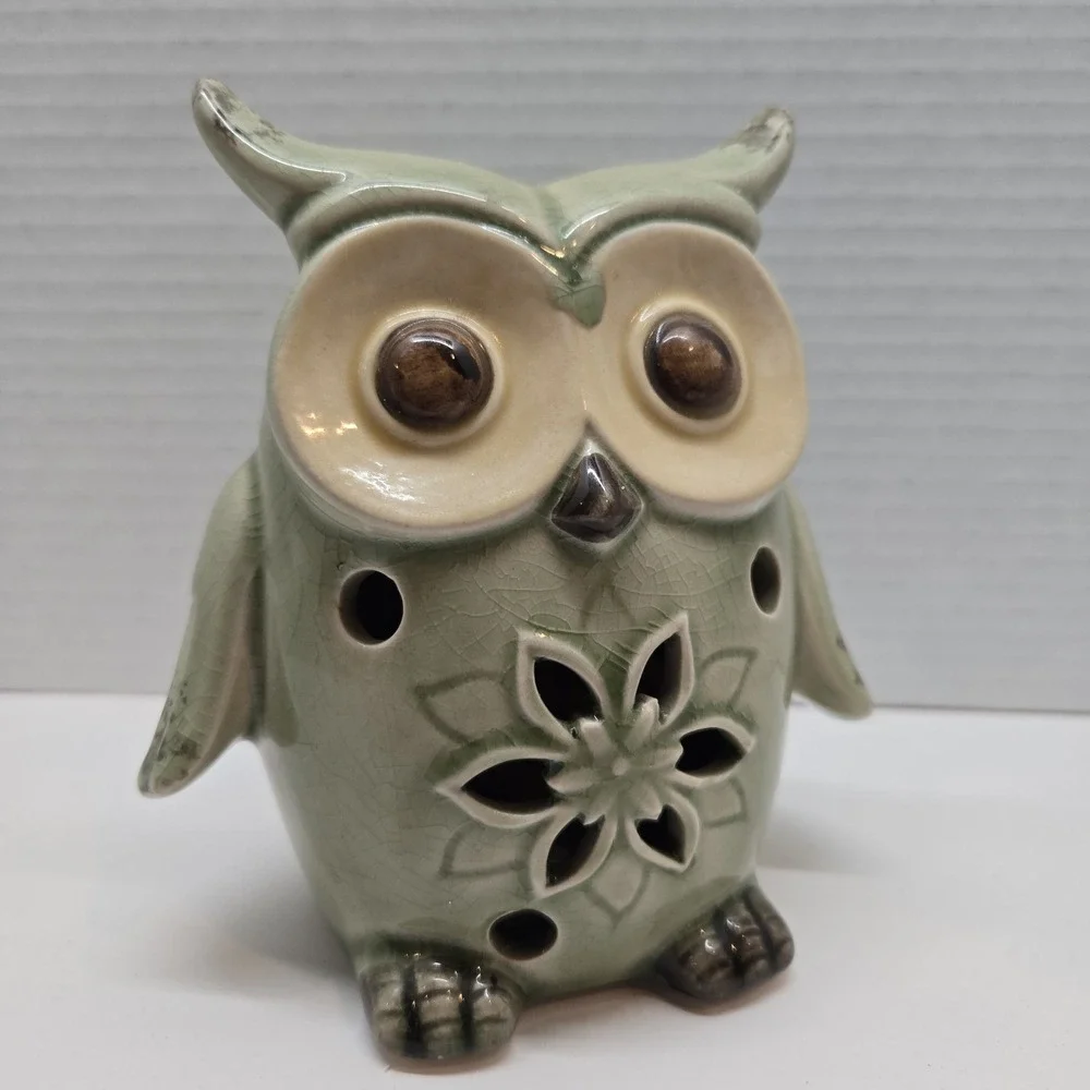 VTG Green CottageCore Ceramic Owl Potpourri Tea Light Glazed & Crazed rustic EUC